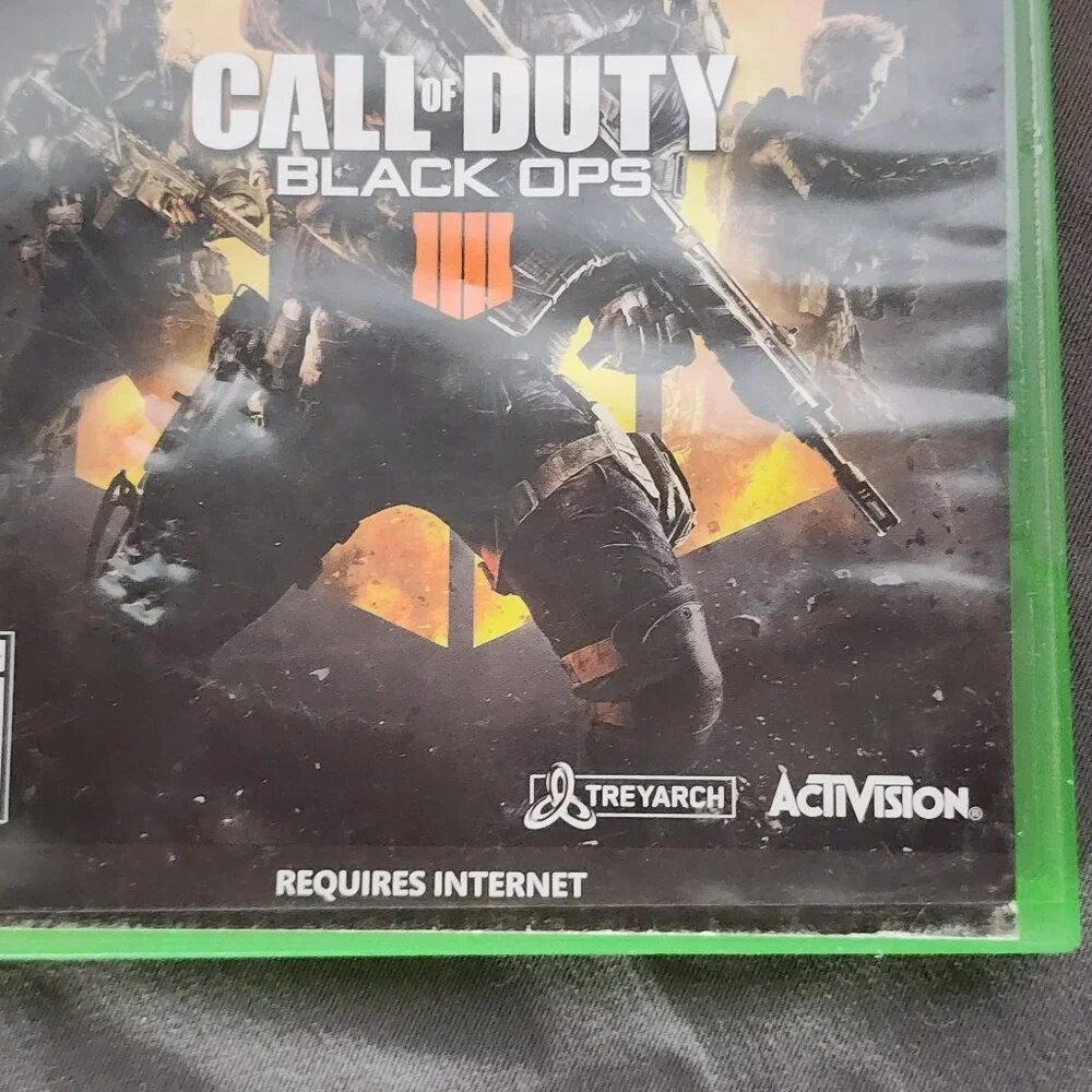 Microsoft Xbox One Call of Duty Black Ops 4 4K Ultra HD HDR Original Game Disk - Picture 4 of 16